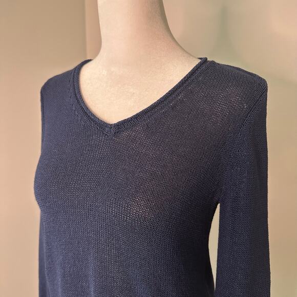 J. McLaughlin navy blue loose knit v-neck sweater size XS - Picture 3 of 11